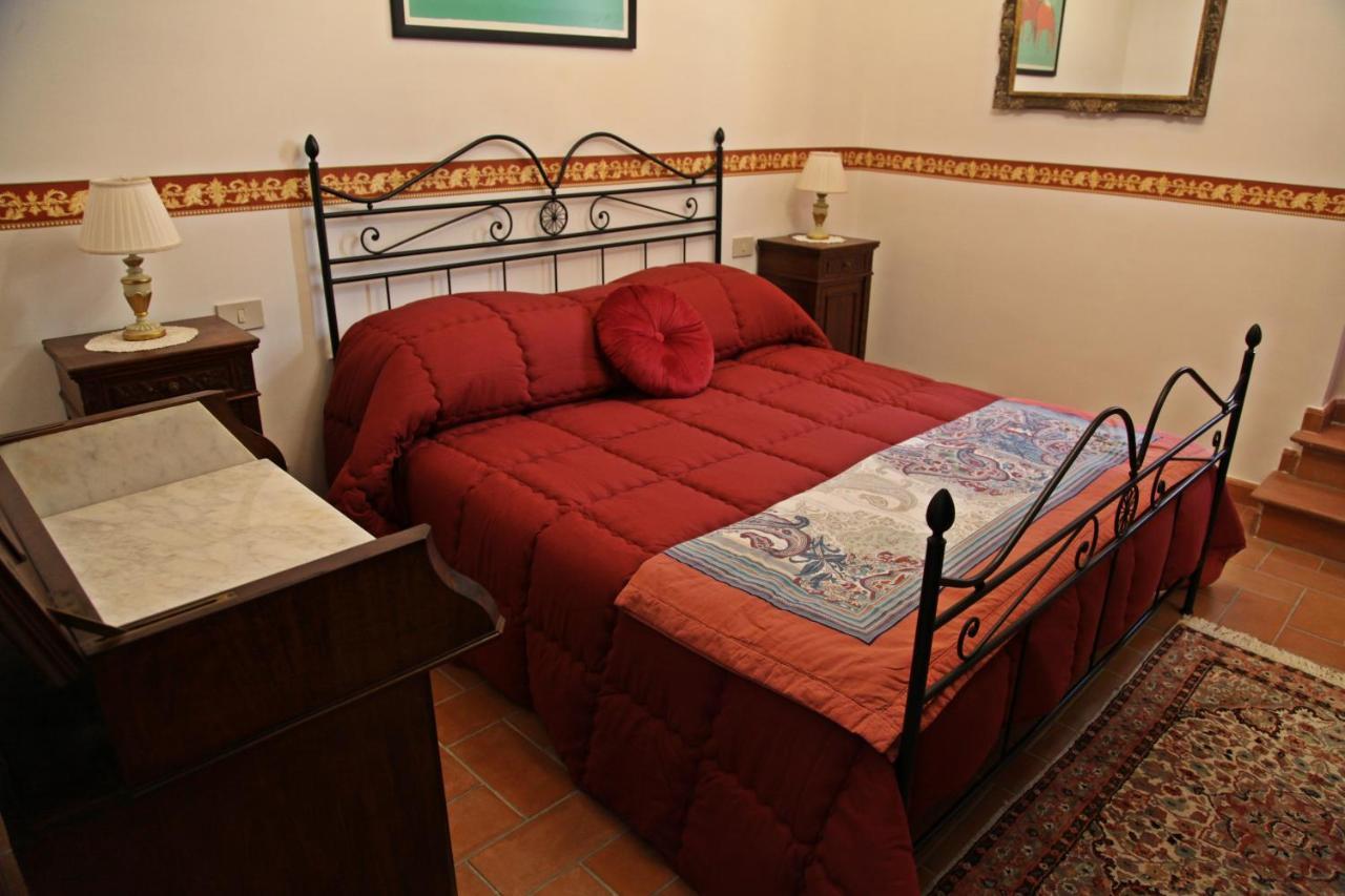 Casa Vacanze Nives Tuscania Exteriör bild