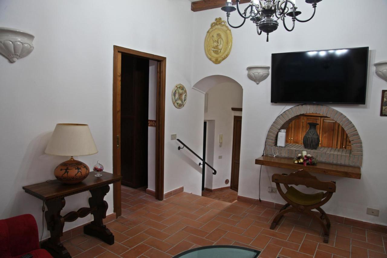 Casa Vacanze Nives Tuscania Exteriör bild